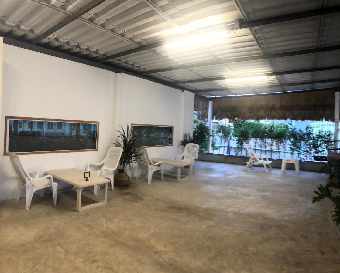 Teleysea Resort Kohlarn Bagian luar foto